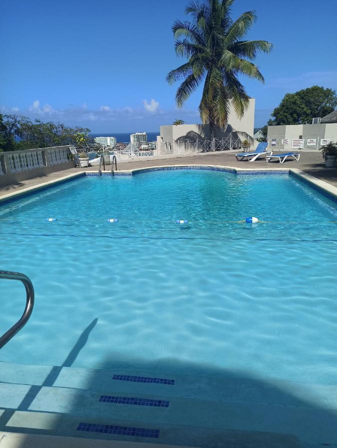 Sky Castles Apt J3 Ocho Rios Bagian luar foto