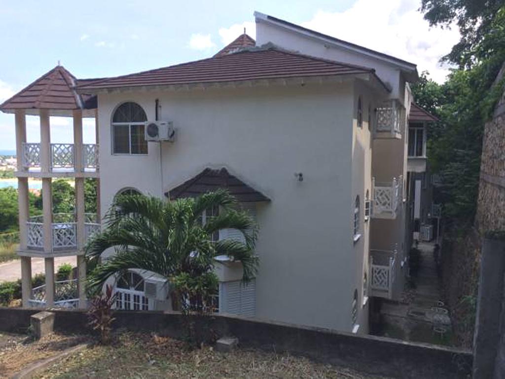 Sky Castles Apt J3 Ocho Rios Bagian luar foto